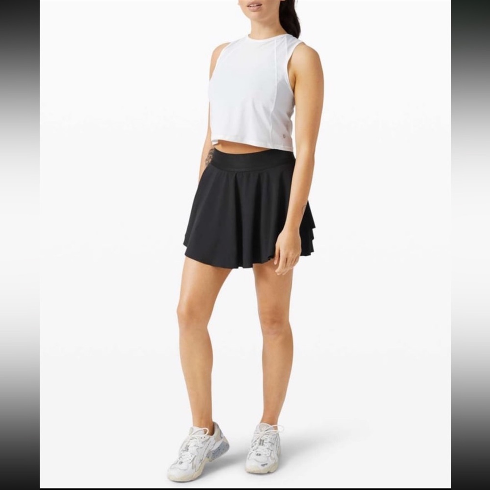 Like New Lululemon Court Rival High Rise Skirt *Tall. Color Black. Size 8 Tall